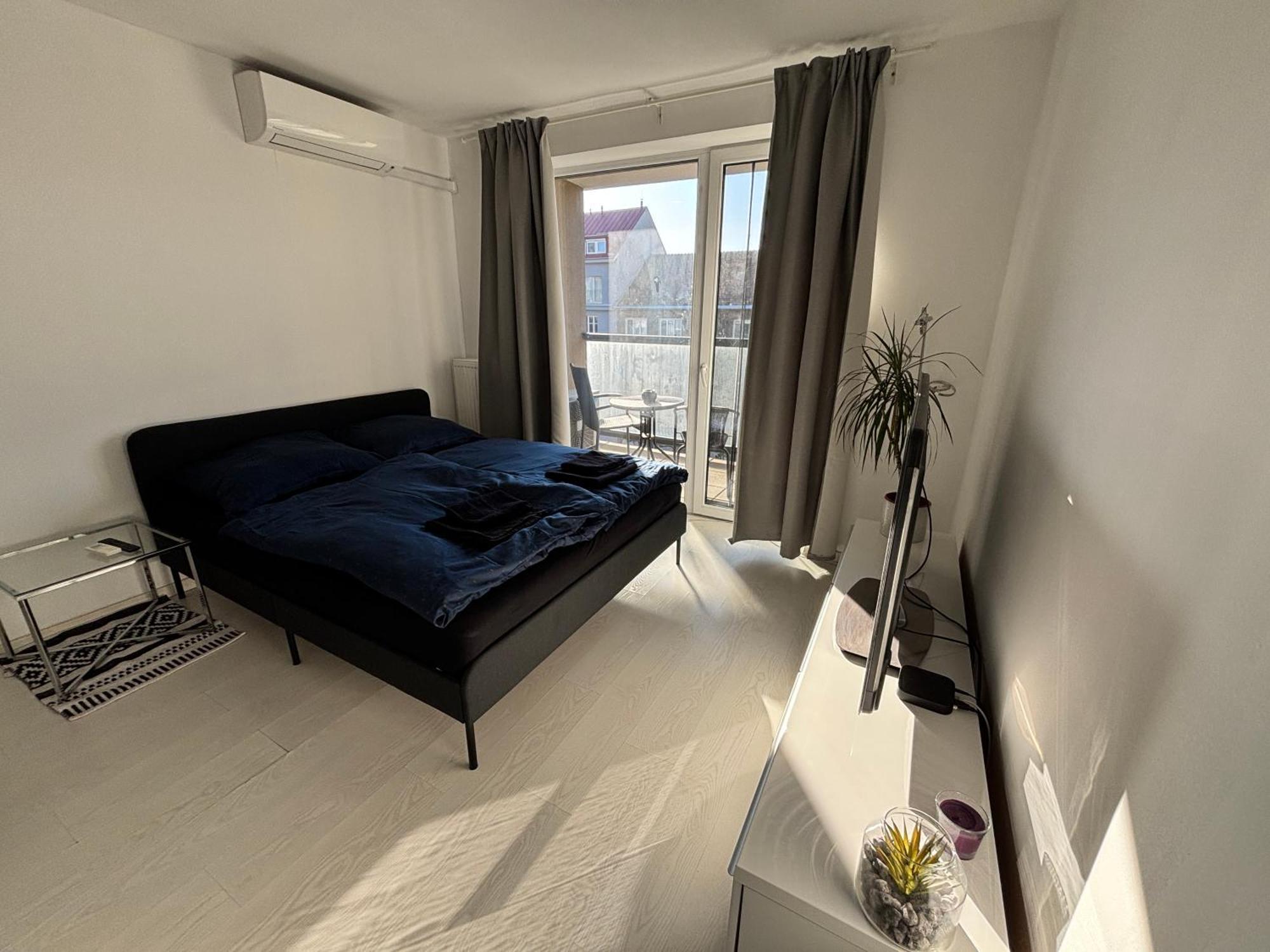 New Studio, Location! Appartamento *